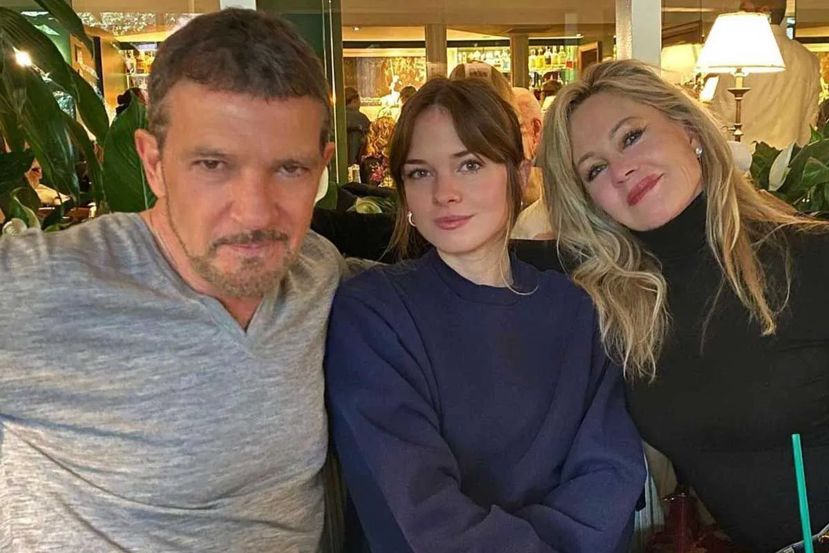 Antonio Banderas și Melanie Griffith, exemplu la Hollywood după divorț. Actorul face mărturisiri neașteptate 2 Antonio Banderas și Melanie Griffith, exemplu la Hollywood după divorț. Actorul face mărturisiri neașteptate