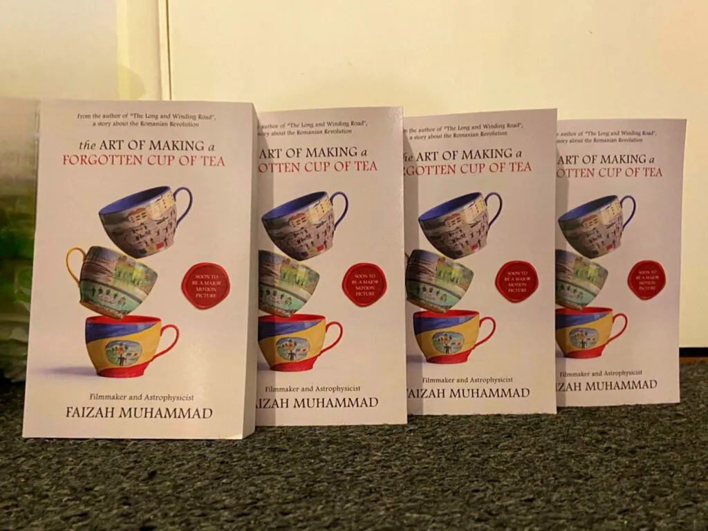 Filmul despre Revoluția din 1989 care îl aduce pe Nicolae Ceaușescu pe marele ecran. Ce se știe despre adaptarea „The Art of Making a Forgotten Cup of Tea” 5 Filmul despre Revoluția din 1989 care îl aduce pe Nicolae Ceaușescu pe marele ecran. Ce se știe despre adaptarea „The Art of Making a Forgotten Cup of Tea”