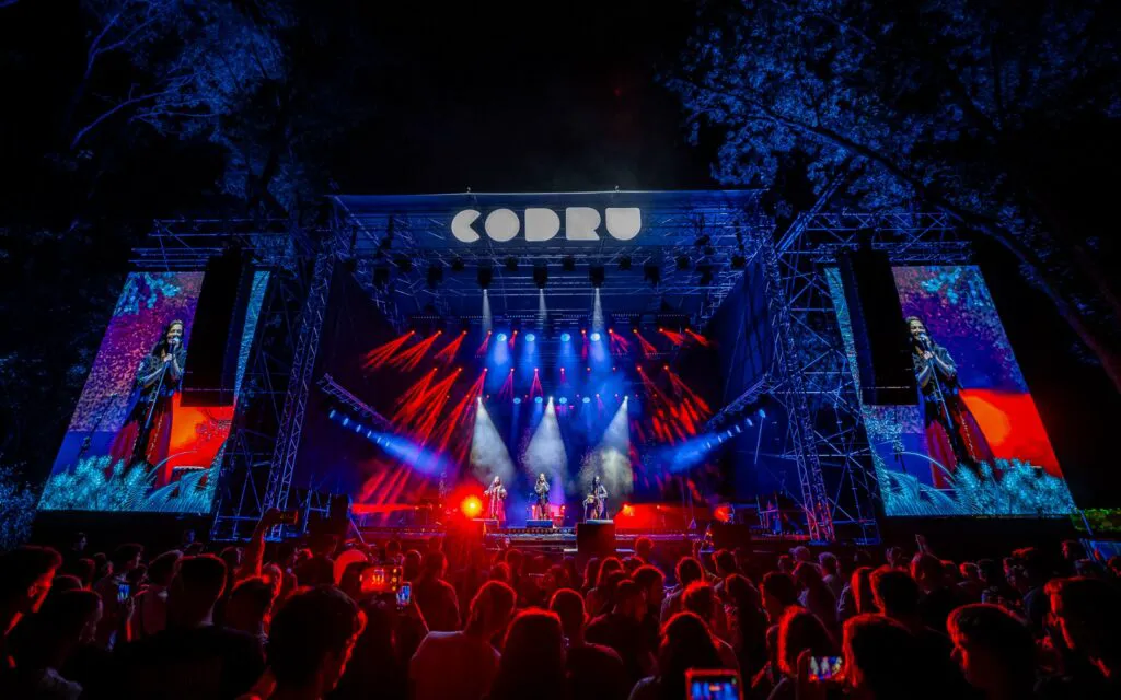 Gipsy Kings, cântă în România. CODRU6 transformă Pădurea Verde 2 Gipsy Kings, cântă în România. CODRU6 transformă Pădurea Verde