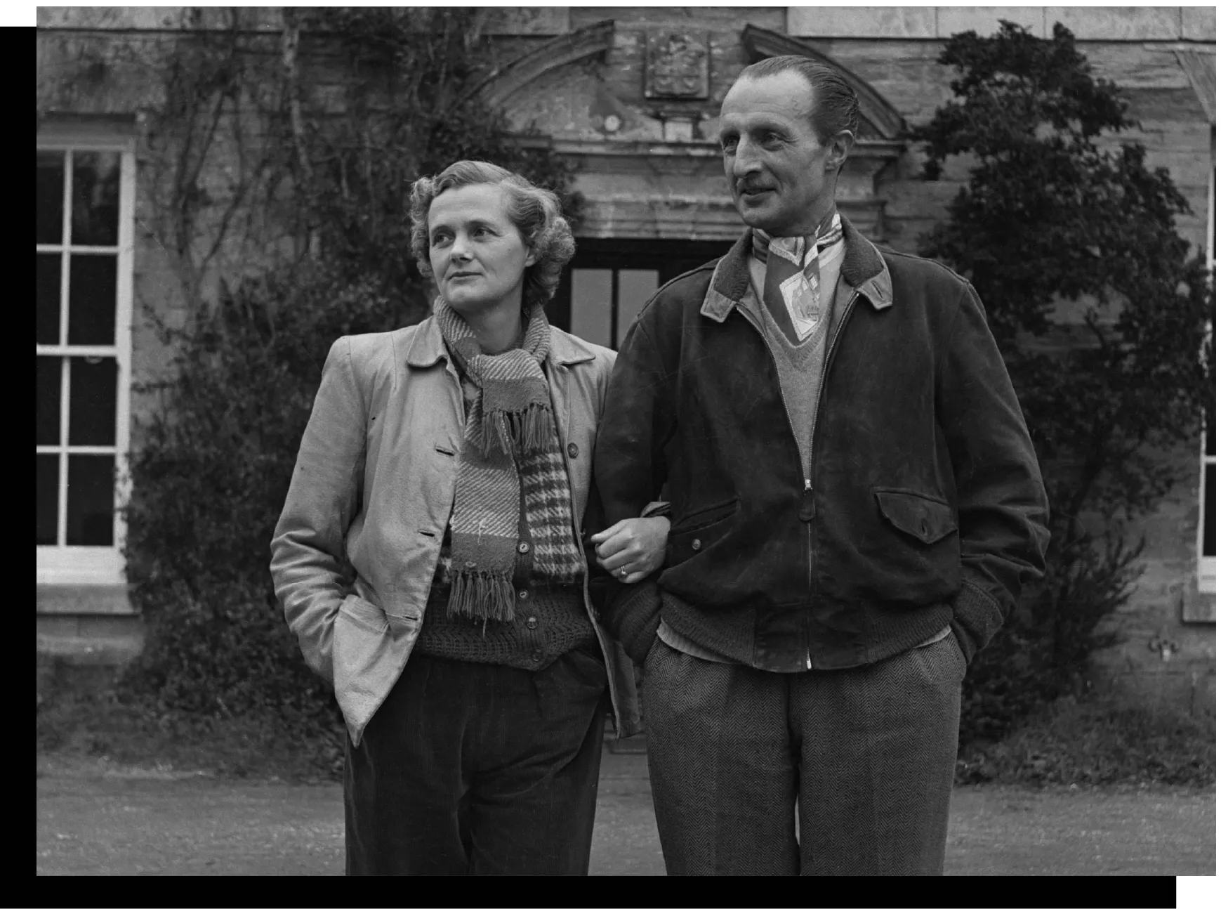 Regina Elisabeta a II-a, invitată la ceai de celebra scriitoare Daphne du Maurier. Detaliul care a îngrozit-o pe autoarea „Rebecca”