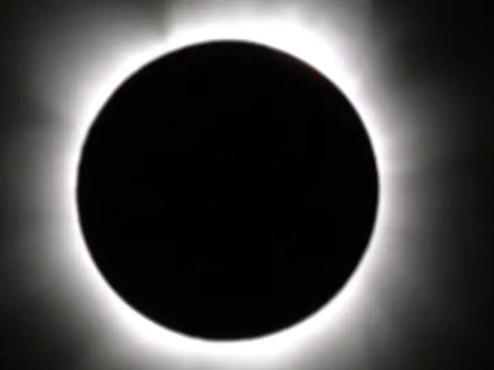 Eclipsa totală de soare din 12 august, eveniment al secolului. Noi începuturi, schimbări de direcție și decizii cu impact pe termen lung