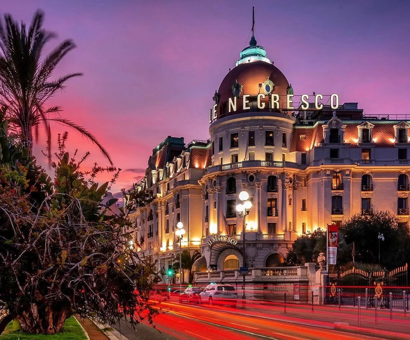 Hotel Negresco, cel mai fotografiat hotel de pe Riviera Franceză. Povestea românului care l-a făcut și l-a pierdut în câțiva ani