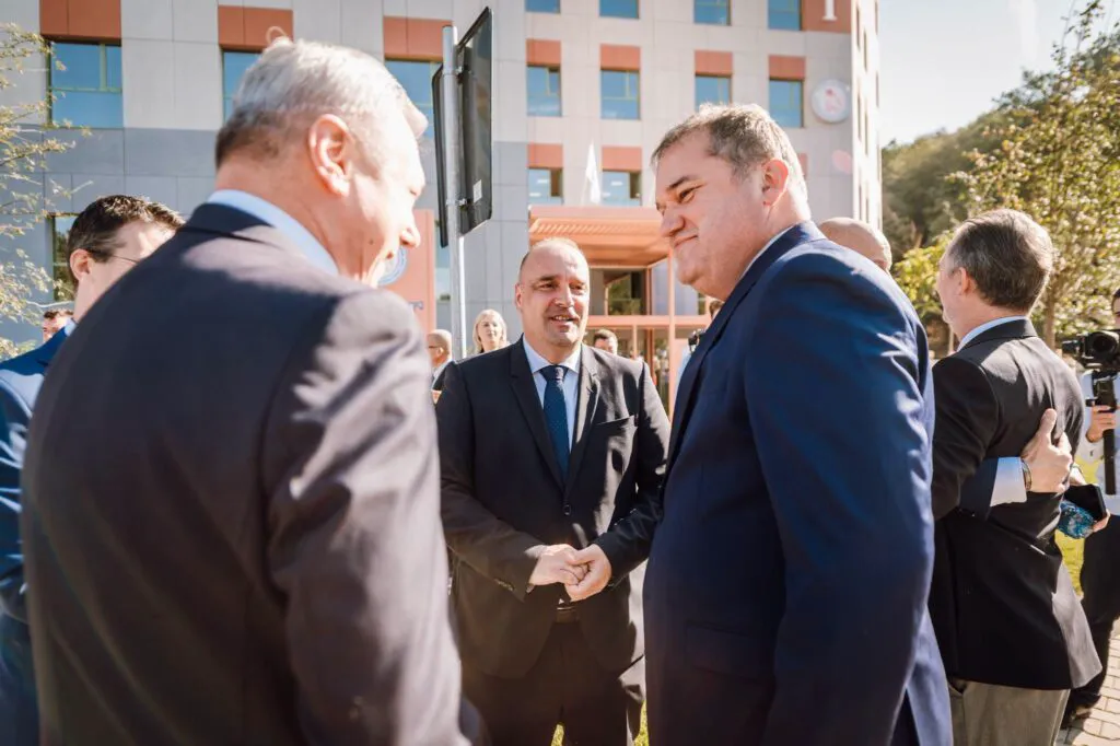 Inaugurarea spitalului de Chirurgie cardiologică Tg Mureș, cu ministrul Sănătății Cseke Attila