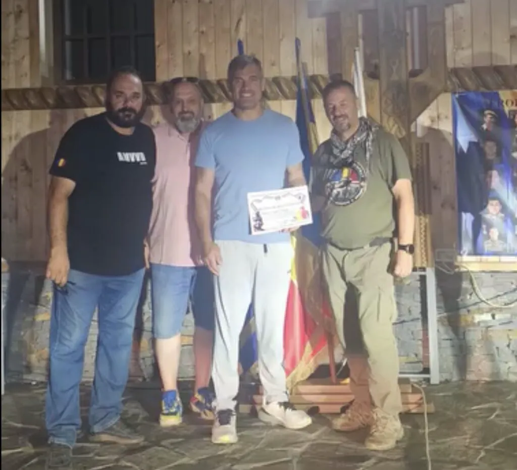 Un bărbat face ceea ce statul nu a făcut: monument ridicat pentru eroii României, la Pârgărești. La București se cere înlăturarea statuii unui simbol național