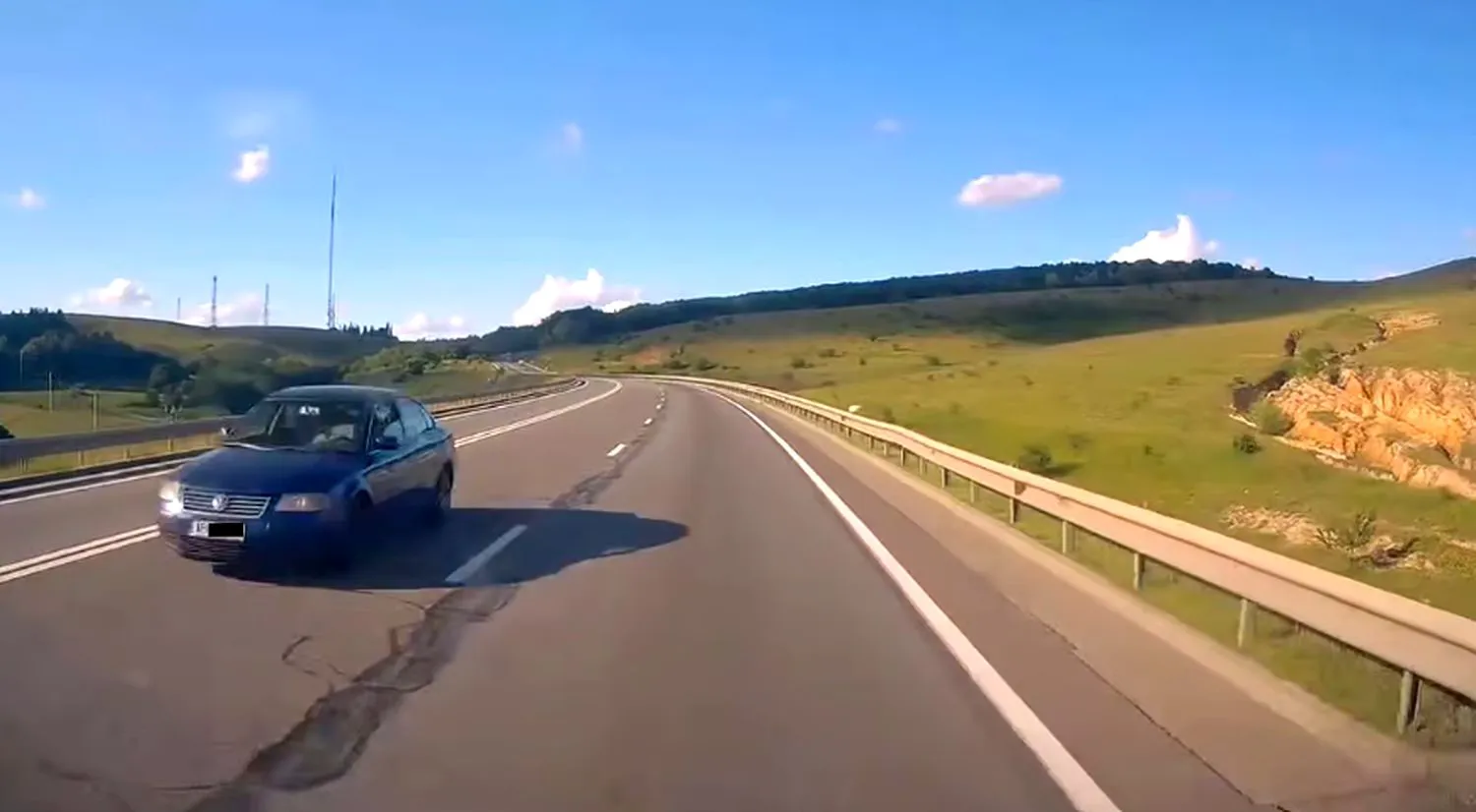 Bancuri. De ce vrea soțul tău să divorțeze? Oh, din greșeală i-am pregătit fulgi de săpun, în loc de fulgi de cartofi... 2 masina contrasens
