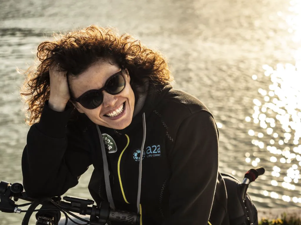 Ana Maria Vițelaru, poveste de viață impresionantă. Și-a pierdut ambele picioare la 17 ani, dar a devenit campioană în Italia