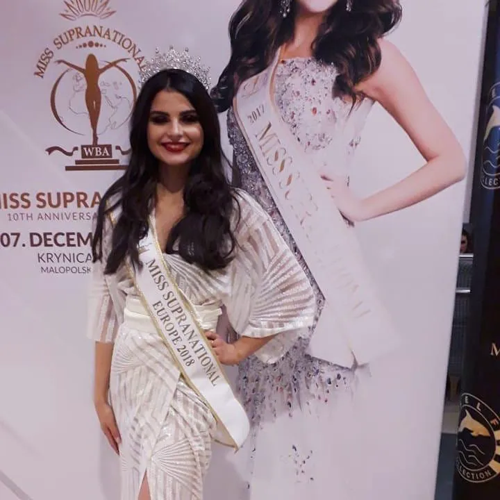 Fosta Miss 2018 trebuie să restituie amantului milioane de lei și sute de mii de euro. Soția afaceristului a schimbat cursul procesului 3 Soția afaceristului a schimbat cursul unui proces de milioane. Fosta Miss 2018 trebuie să restituie milioane de lei și sute de mii de euro