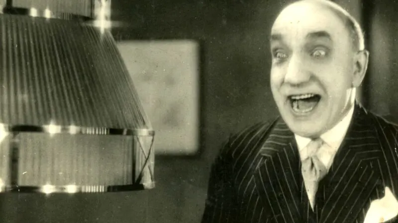 Cum l-a impresionat Constantin Tănase pe Charlie Chaplin într-un restaurant din Paris. Au ajuns să danseze împreună