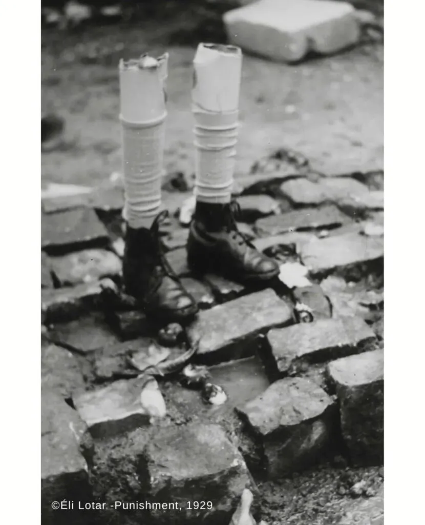 Povestea lui Eli Lotar, fiul lui Tudor Arghezi, aproape necunoscut în România, dar celebru ca fotograf la Paris 3 Povestea lui Eli Lotar, fiul lui Tudor Arghezi, aproape necunoscut în România, dar celebru ca fotograf la Paris