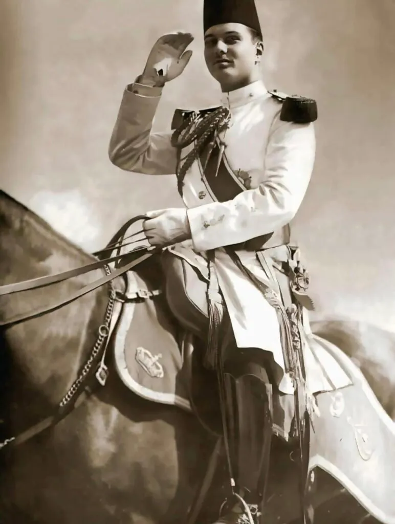 Palatele regelui Farouk ascundeau o colecție șocantă. Cum și-a pierdut tronul ultimul rege al Egiptului 3 Palatele regelui Farouk ascundeau o colecție șocantă. Cum și-a pierdut tronul ultimul rege al Egiptului