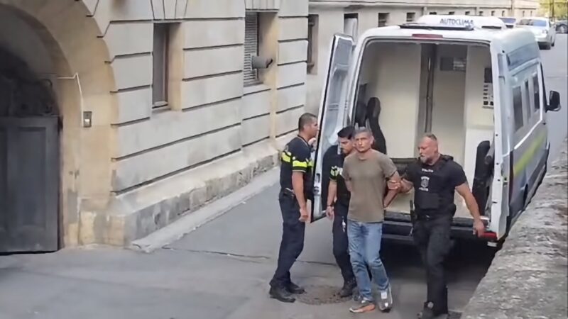 Operațiune de spionaj ca-n filme la București. Rețeaua prin care spionul rus arestat a strâns imagini militare