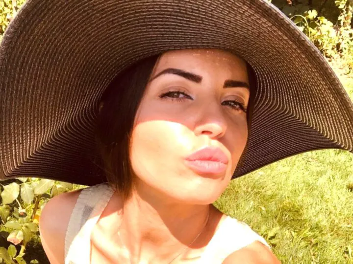 Mădălina Apostol, o viață tumultoasă între iubiri și trei copii. Nu mai era iubita milionarului Nick Rădoi de mulți ani