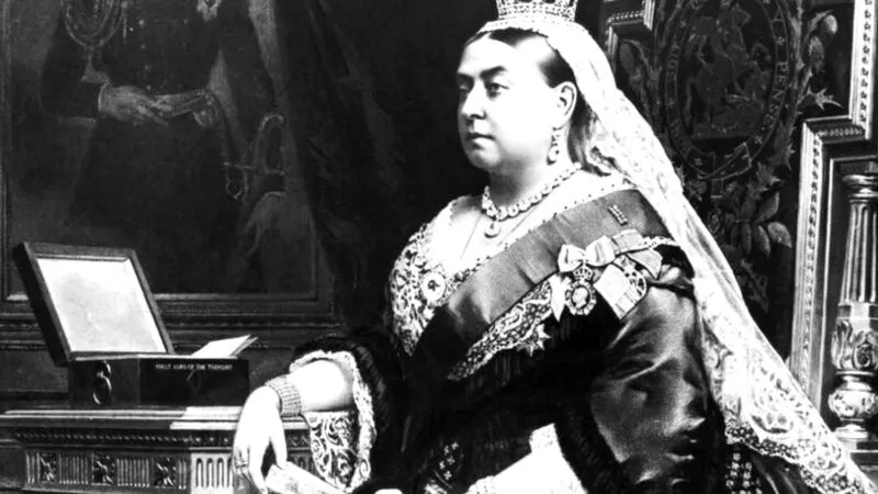 Regina Victoria a Marii Britanii, cel mai excentric suveran. A vrut o înmormântare „albă” și și-a scris ultimele dorințe pe 12 pagini