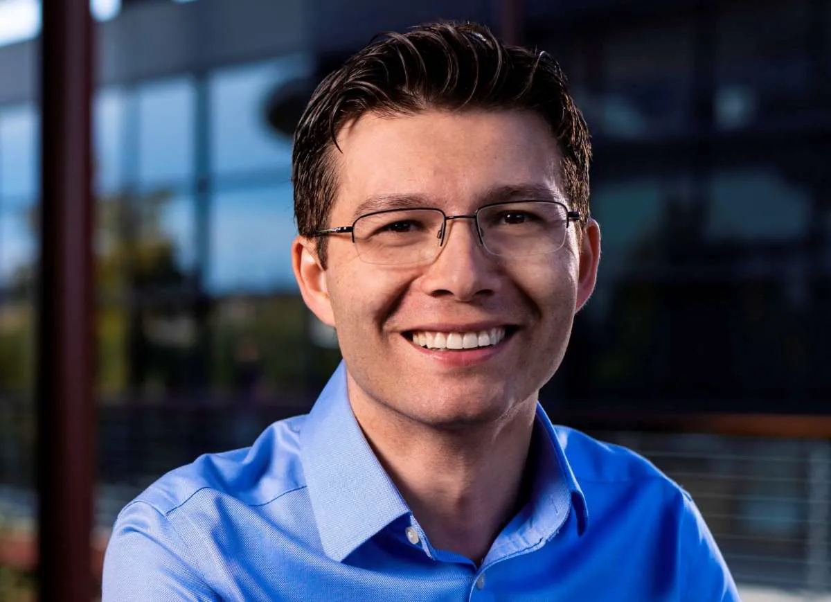 Un medic român de la Stanford a crescut țesut cerebral uman în șoareci. Ce ar putea însemna pentru autism, epilepsie și alte boli 2 Un medic român de la Stanford a crescut țesut cerebral uman în șoareci. Ce ar putea însemna pentru autism, epilepsie și alte boli