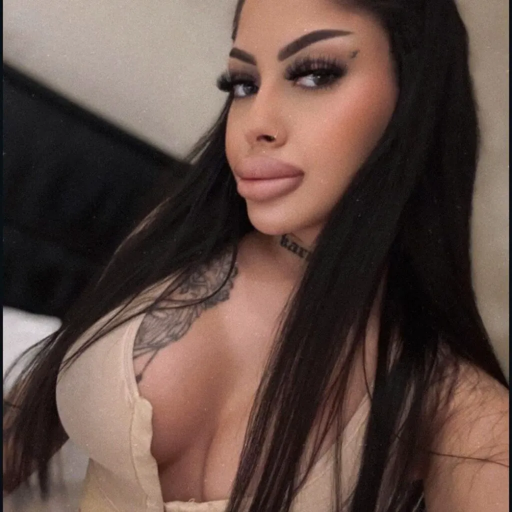 Cum a fost atrasă Valentina, fata găsită moartă în valiză, într-o poveste de iubire cu un frizer. Ce au făcut amândoi înainte de crimă