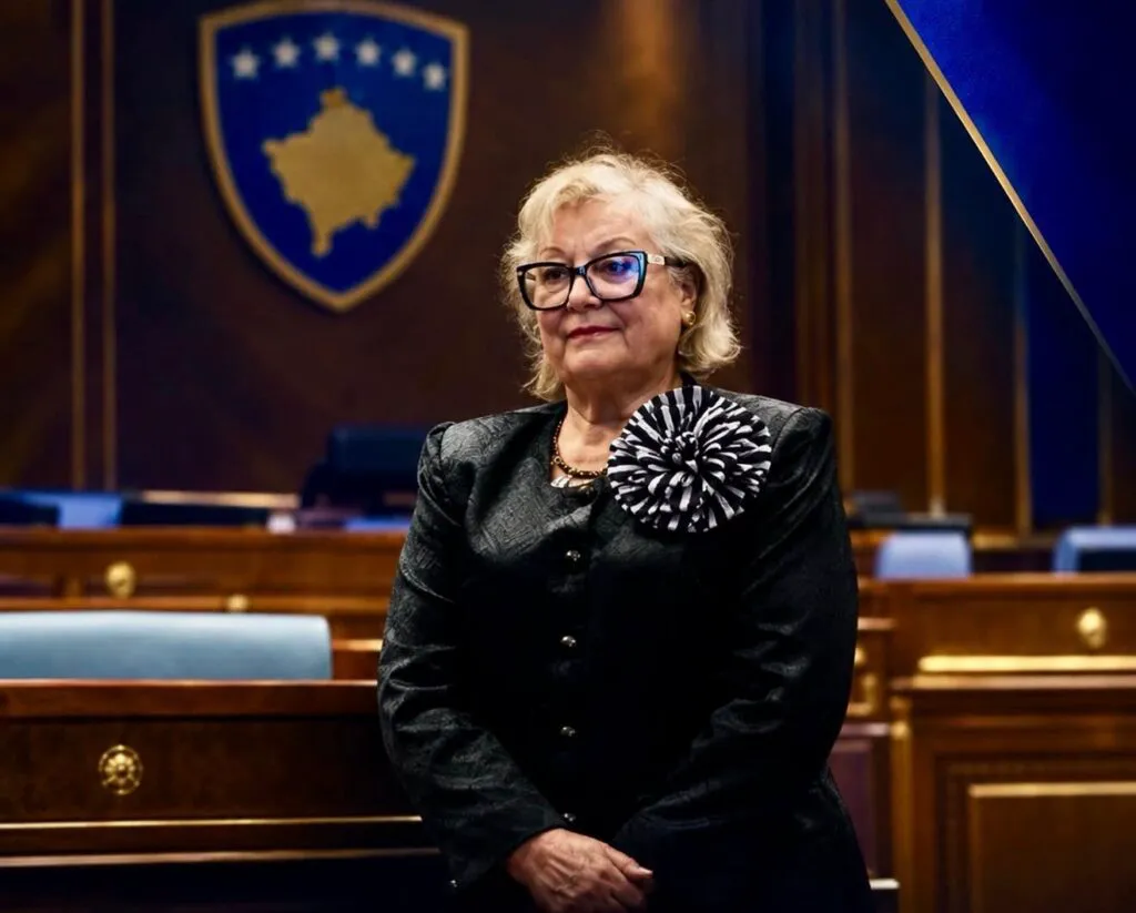 Cine sunt femeile care cuceresc politica din Balcanii! Una e interimară, alta a ajuns deja președintă, a treia și-a lansat candidatura 3 Cine sunt femeile care cuceresc politica din Balcanii! Una e interimară, alta a ajuns deja președintă, a treia și-a lansat candidatura