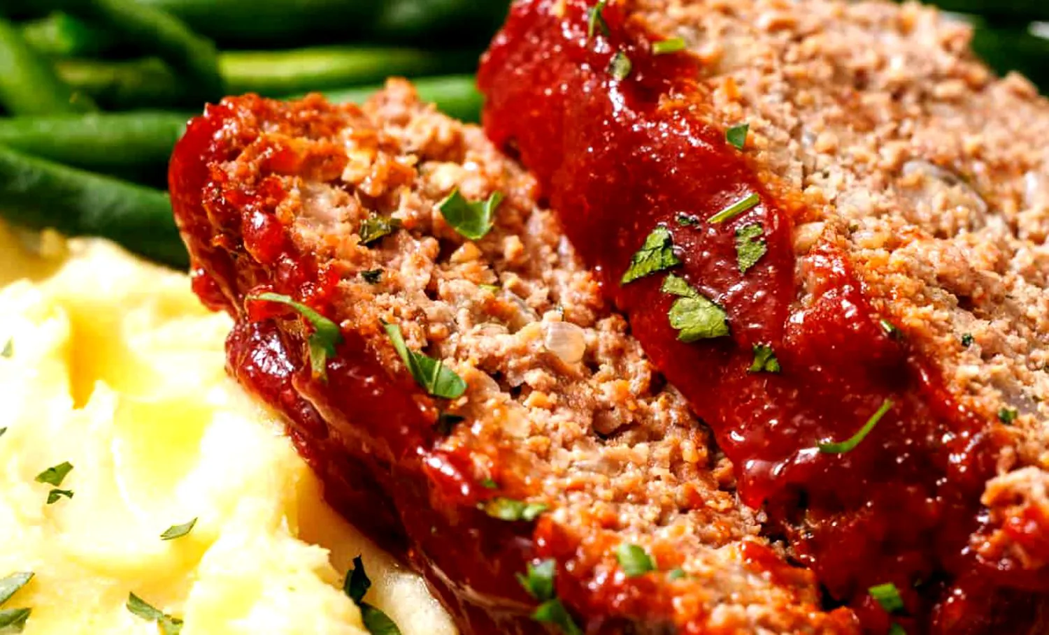Cum prepari cel mai gustos chec aperitiv cu carne și glazură caramelizată. Rețeta care a cucerit gospodinele