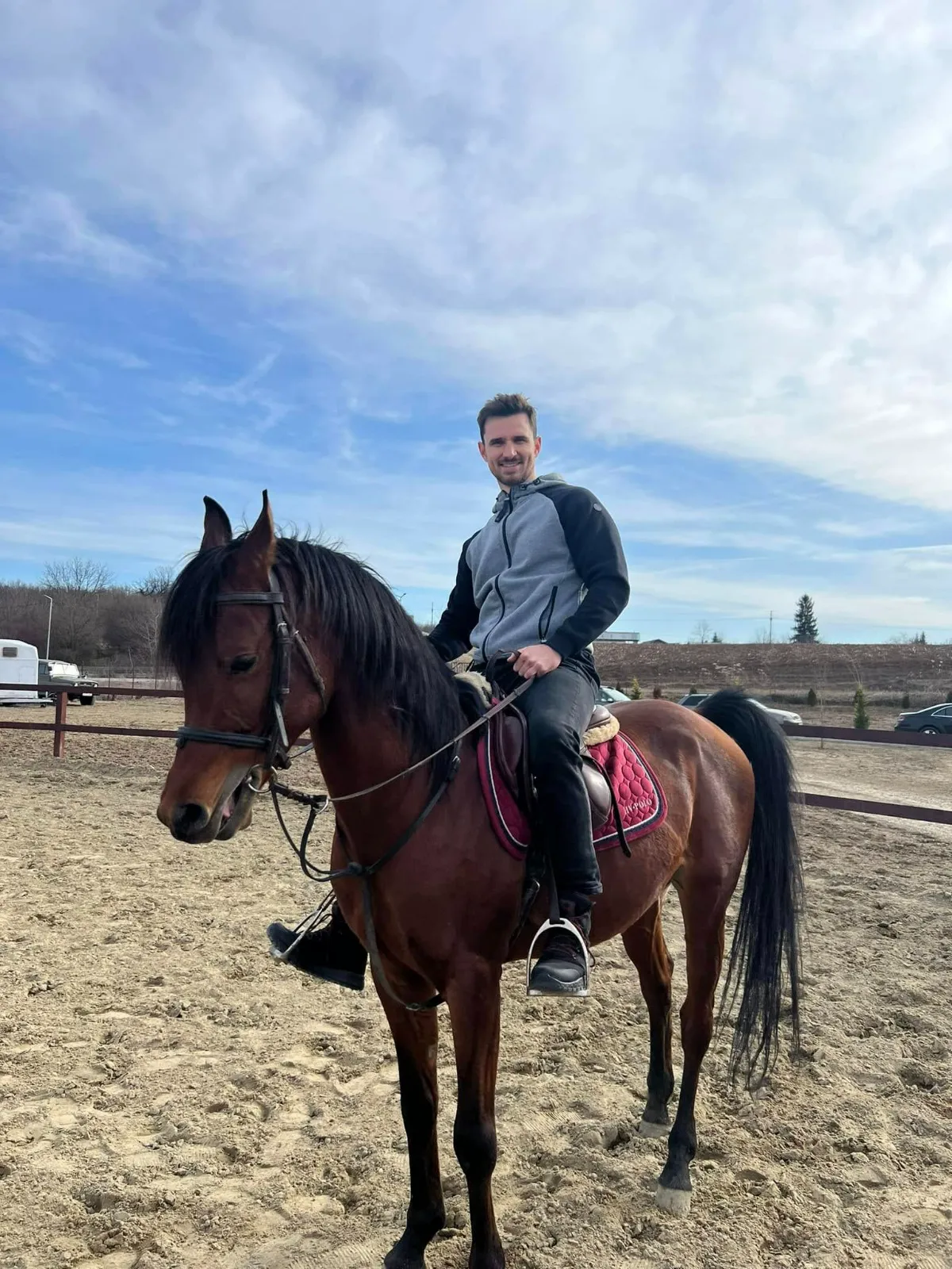 Actorul Eduard Trică, din lumea filmului american pe platourile din România. După ultimul film alături de Gică Craioveanu, personaj principal într-un serial 3 eduard trica la jbara horses
