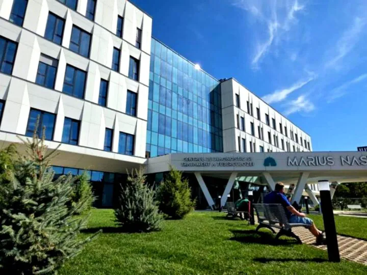 Centrul de Diagnostic, Tratament și Cercetare a Tuberculozei e gata. Primarul Daniel Băluță ne arată interiorul noului spital