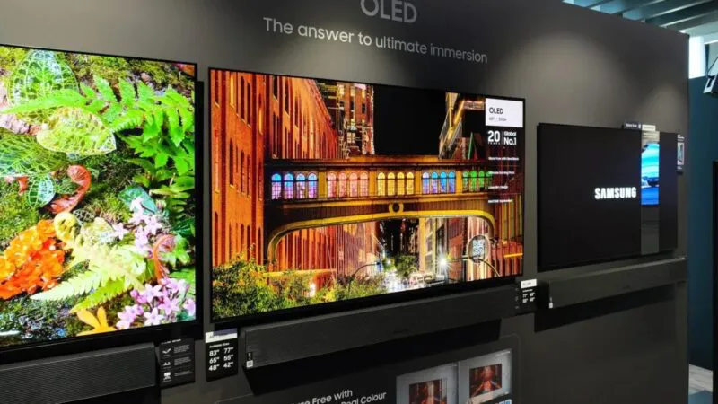 Ai televizor Samsung? Riști să te spioneze în casă, spune un hacker